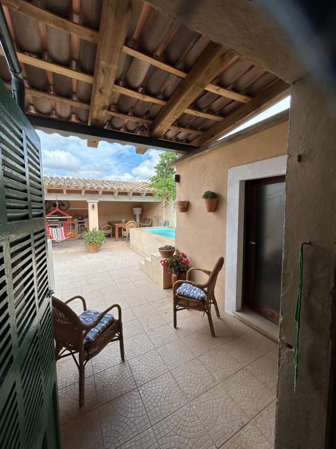 Casa Padrina Burballa Maria De La Salut Exterior photo